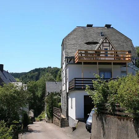 Apartment Bei Willingen Mit Eigener Terrasse Schwalefeld